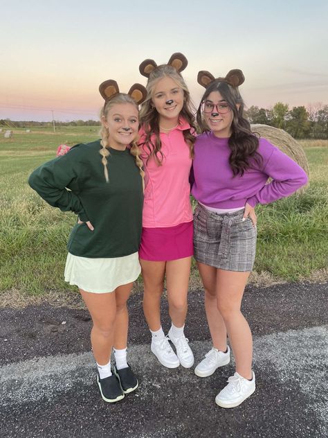 Brittany Alvin And The Chipmunks Costume, Chipettes Costume, Alvin And The Chipmunks Costume, 4 People Halloween Costumes, Trio Costumes, Horror Halloween Costumes, Cute Group Halloween Costumes, Trio Halloween Costumes, Halloween Costumes For 3