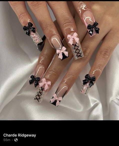 Emo Coquette Nails, Black And Pink Bow Nails, Coquette Nails Black, Cocette Nail Ideas, Corset Nails Designs, Coquette Valentines Nails, Black Coquette Nails, Black Bow Nails, Dark Coquette Nails