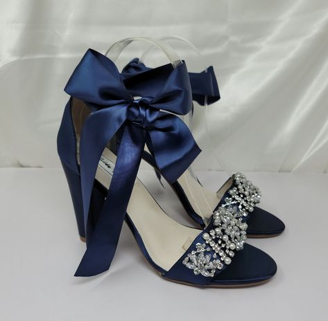 Beautiful Navy Blue Block Heels with a front pearl and crystal Design and a navy blue ribbon bow.  Statement Shoes.  These bridal shoes have an approximate 3.75 inch satin covered block heel that is perfect for any special occasion. The listing picture is shown in Navy. DYE COLORS: My goal is for you to have your shoes dyed the exact color you want.  Please understand that all computer monitors/phone screens are set to different settings which could make the color of the shoes you see in the lis Navy Blue Quinceanera Heels, Navy Blue Quince Heels, Quinceanera Shoes Heels Blue, Navy Blue Wedding Heels, Dark Blue Wedding Shoes, Midnight Blue Heels, Blue Quince Heels, Navy Blue Dama Dresses, Navy Blue Quince Dresses Quinceanera