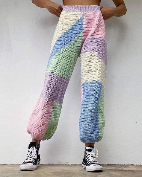 Crochet Bottoms, Crochet Clothing And Accessories, Pastel Fashion, Baggy Pants, Baggy Pant, Knit Fashion, Crochet Fashion, Crochet Clothes, Hat Fashion