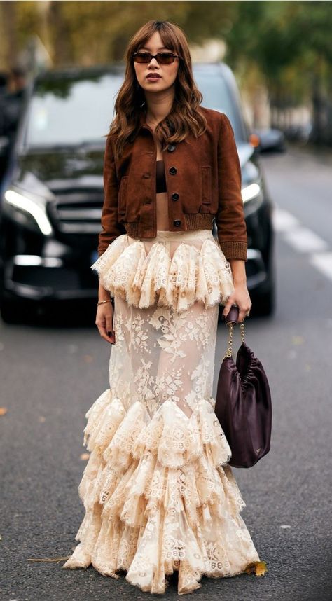 Organza Street Style, Eve Outfit, Lace Outfit, Casual Street Style, Style Icon, Bohemian Style, Fashion Inspo Outfits, Spring Fashion, Chloe