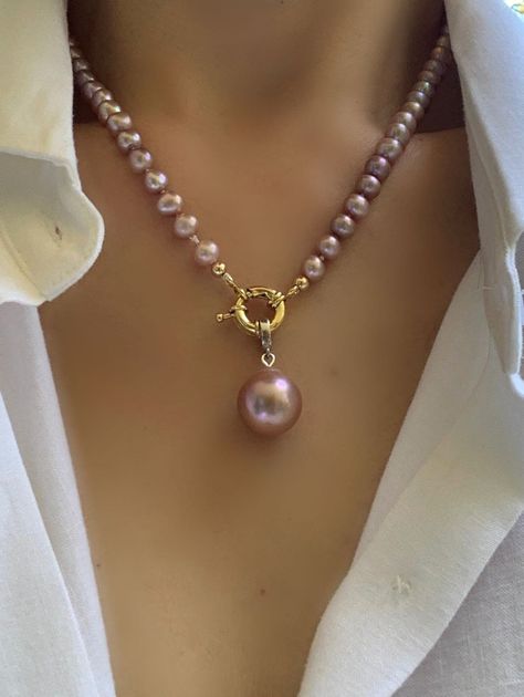 Genuine Pearl Necklace, Purple Candy, Silk Bag, Necklace Purple, Pearls Necklace, Pearl Types, Wedding Jewellery Necklace, Pearl Color, Pearl Ring