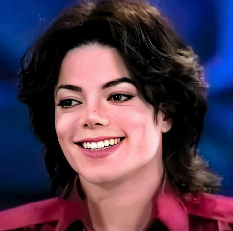 Michael Jackson 1995 Interview, Michael Jackson Cute Smile, Michael Jackson Hair, Cute Michael Jackson, Michael Jackson Icons, Michael Jackson Interview, Michael Jackson 1995, Michael Jackson Cute, Mj Smile