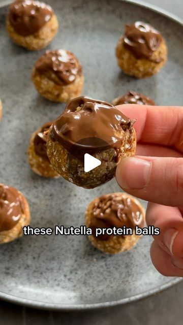 Niall Grehan | Online Fitness Coach | Low Calorie Nutella Protein Balls🧆🍫

Ingredients: 

• 150g of porridge oats
• 70g vanilla protein powder 
• 30g of Peanut But... | Instagram Low Calorie Nutella, Butter Powder, Online Fitness Coaching, Protein Balls, Porridge Oats, Peanut Butter Powder, Online Fitness, Protein Ball, Vanilla Protein Powder