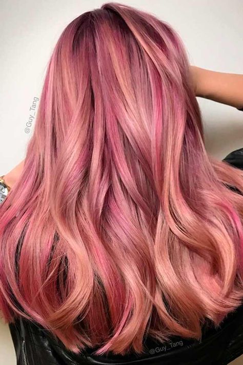 Sweet and Sassy Shades of Strawberry Blonde Hair ★ See more: http://lovehairstyles.com/sweet-strawberry-blonde-hair/ Rose Gold Hair Color Ideas, Gold Hair Color Ideas, Rose Gold Hair Color, Gold Hair Color, Gold Hair Colors, Hair Color Rose Gold, Strawberry Blonde Hair, Ombré Hair, Trendy Hair Color