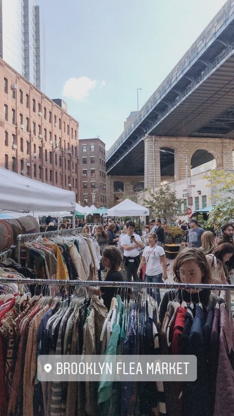 Brooklyn flea market New York Flea Market, New York Shopping Aesthetic, Brooklyn Flea Market, 2010 Aesthetic, Nyc February, Nyc 2023, Brooklyn Dumbo, Nyc Dream, New York Shopping