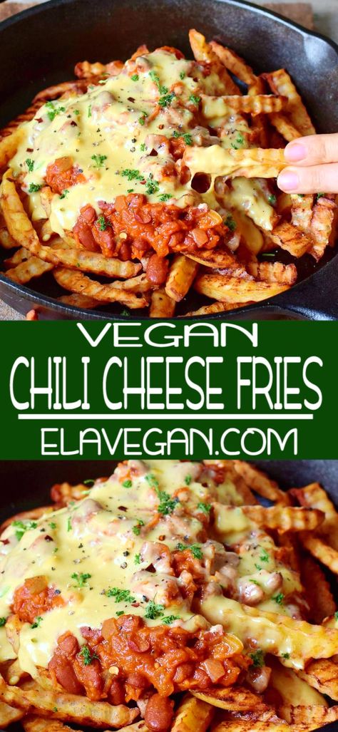 Chili Cheese Fries Recipe, Cheese Fries Recipe, Vegan Soul Food, Chili Cheese Fries, Vegan Cheese Sauce, Vegan Party, Vegan Chili, Chili Cheese, Vegan Comfort Food