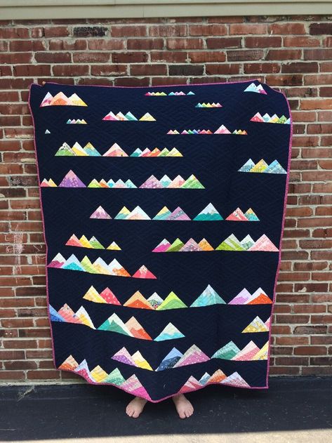 Scrappy Mountain Range Quilt Finish — Leila Gardunia Mountain Quilt, Quilt Pictures, Beginner Quilt, Mountain Quilts, Mountain Ranges, Picture Quilts, Beginner Quilt Patterns, How To Finish A Quilt, Fun Hobbies