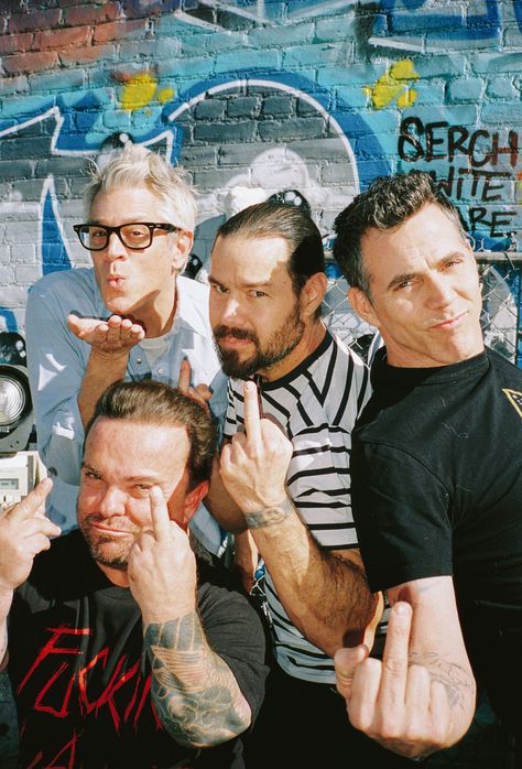 Jonny Knoxville, Knoxville Johnny, Chris Pontius, Forever Movie, Ryan Dunn, Johnny Knoxville, Steve O, Capturing Moments, Pictures Of People