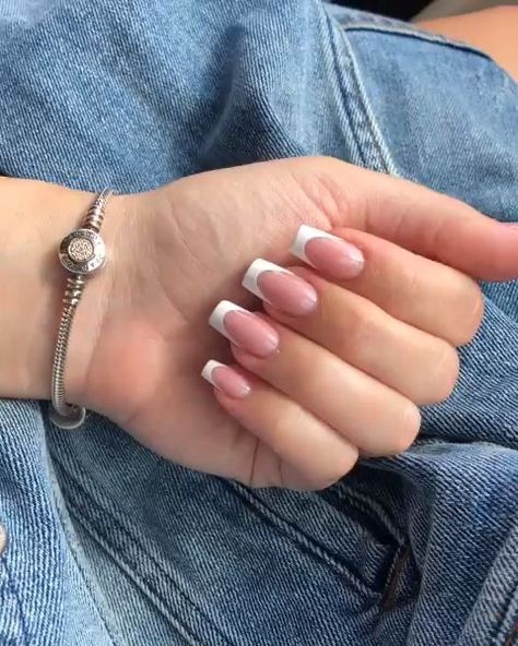 French Acrylic Nail Designs, Acrylic Nails Short, Natural Looking Nails, Natural Acrylic Nails, White Acrylic Nails, French Tip Acrylic Nails, French Acrylic Nails, Long Square Acrylic Nails, Pink Acrylic Nails