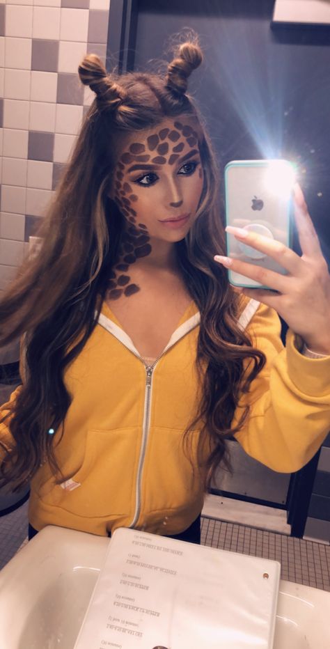 Easy Giraffe Halloween Makeup Animal Ear Costumes Women, Womens Giraffe Costume, Giraffe Halloween Costume Women, Giraffe Halloween Makeup, Giraffe Hairstyle, Giraffe Costume Women, Jungle Halloween Costume, Giraffe Makeup Halloween, Creepy Halloween Costumes Women