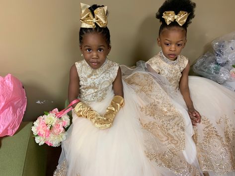 Gold and Ivory Flower Girls Champagne Bridesmaid Dresses Children, Little Bridesmaids Dresses Kids Gold, Clothes For Wedding, Off White Flower Girl Dresses Ivory, Gold Clothes, Gold Princess Dress Kid, Ivory Flower Girl, Ivory Flower, Ivory Flowers