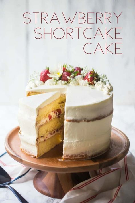 Fresh Strawberry Shortcake Recipes, Strawberry And Cream Cake Recipe, Pound Cake Birthday Cake, Whip Cream Strawberry Cake, Strawberry Shortcake With Pound Cake, Simple Cake With Strawberries, Strawberry Shortcake Frosting, Strawberry Shortcake Cake Recipe, Strawberry Shortcake For Wedding