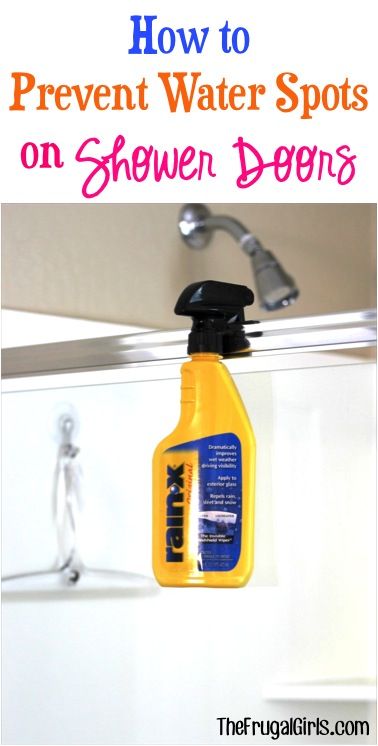 How to Prevent Water Spots on Shower Doors! ~ at TheFrugalGirls.com - this simple little trick works like a charm on showers! #thefrugalgirls Handy Gadgets, Household Help, Frugal Girls, Homemade Cleaners, Household Cleaning Tips, Cleaning Recipes, Diy Cleaners, Cleaners Homemade, Water Spots