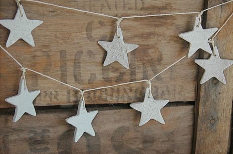 Clay Garland, Clay Star, Old Crates, Star Light Star Bright, Star Garland, Navidad Diy, Christmas Makes, Twinkle Twinkle Little Star, Christmas Star