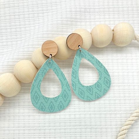 Turquoise Print Teardrop Cutout Earrings with Wood Circle Stud Turquoise Print, Des Moines Iowa, Mini Earrings, Wood Circles, Valentines School, Fall Earrings, Knot Earrings, Engagement Cards, Circle Studs