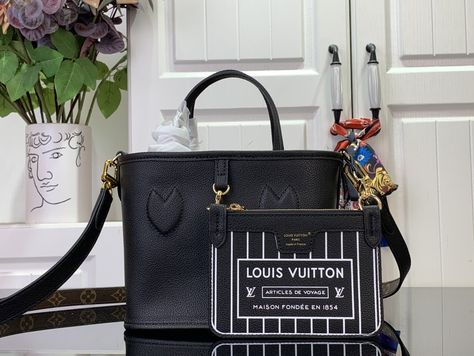 #okify #bagsall #bag #fashion Lv Shoulder Bag, Prada Jacket, Fendi Peekaboo, Luxury Scarves, Cheap Bags, Vuitton Neverfull, Hair Accessories Jewelry, Replica Handbags, Small Leather Goods