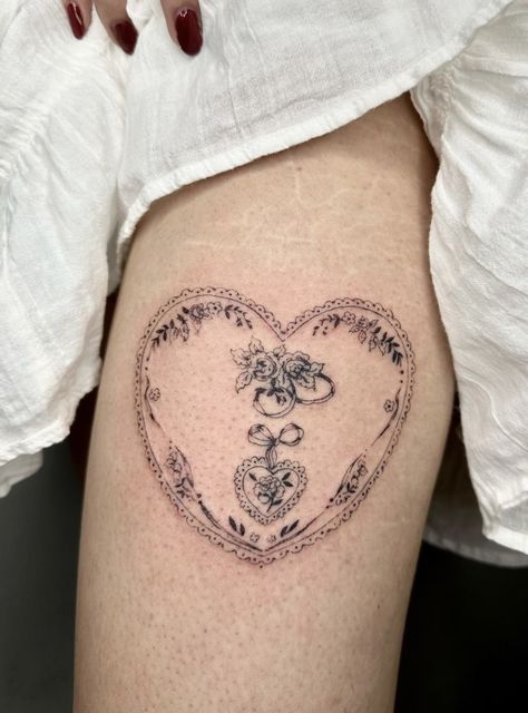 Heart With Swords Tattoo, Doily Tattoo, Scattered Tattoos, Self Care Tattoo, Small Tattoo Placement Ideas, Miscellaneous Tattoos, Pointillism Tattoo, Y2k Tattoo, Soft Tattoo