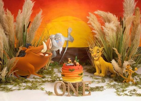 Claire Stone, Lion King Photos, Cake Smash Decor, Simba Baby Shower, Studio Background Ideas, Kindergarten Posters, Lion King Theme, Baby Books Diy, Baby Photography Backdrop