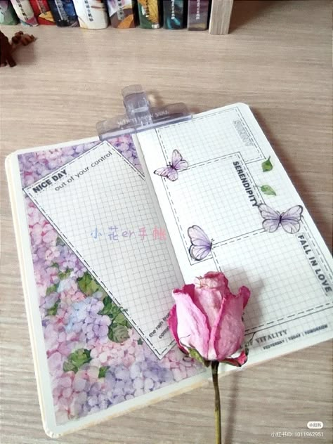 Bujo Flower Theme, Flower Calligraphy, Flower Journal, Bullet Journal Cover Ideas, Creating A Bullet Journal, Bullet Journal Paper, Bullet Journal Design, Journal Design Ideas, Diy Journal Books