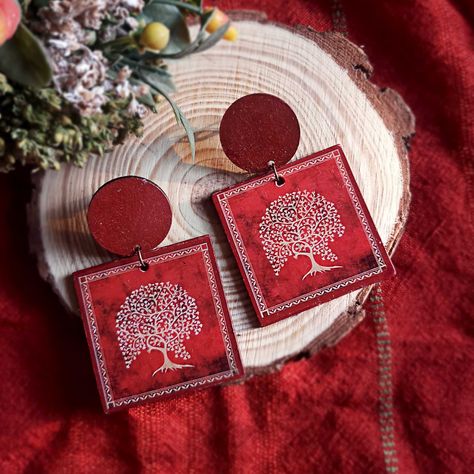 Trending Handmade Jewelry, Warli Tree, Jewellery Painting, Diy Crafts Earrings, Terracotta Jewellery Making, Textile Earrings, Diy Jewelry Set, Terracotta Jewellery Designs, Earrings Diy Handmade