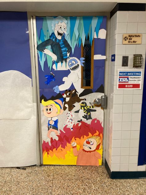 Christmas Door Decorating Contest Ideas, High School Door, Christmas Hallway, Door Decorations Classroom Christmas, Holiday Door Decorations, Diy Christmas Door, Christmas Door Decorating Contest, Christmas Classroom Door, Door Decorating Contest