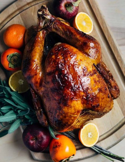 Maple-Bourbon Glazed Turkey and Giblet Gravy Maple Bourbon Glaze, Turkey Glaze Recipes, Glazed Turkey, Giblet Gravy, Herb Turkey, Bourbon Glaze, Turkey Brine, Turkey Glaze, Whole Turkey