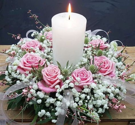 Flower Arrangements With Candles, Wedding Flower Arrangements Church, Candle Flower Arrangements, Outdoor Wedding Decor, Indoor Outdoor Wedding, Home Backyard, Candle Arrangements, Christmas Flower Arrangements, Church Flower Arrangements