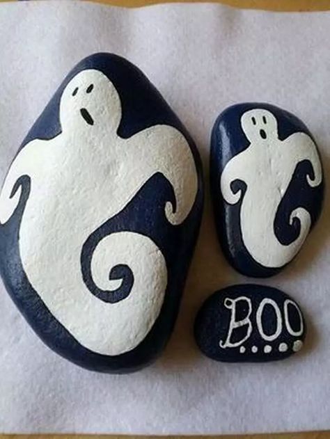 100+ Best Painted Rocks ( 2021 Photos ) | Decor Home Ideas Fall Rock, Halloween Rocks, Painted Rocks Diy, Rock Painting Ideas Easy, Rock Painting Patterns, Painting Rocks, Rock Decor, Rock Ideas, Garden Painting