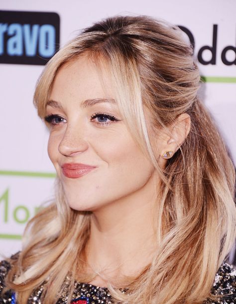 Abby Elliott, American Beauty, Florence, New York City, Hair Makeup, New York, Actresses, Hair, Beauty