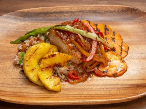 Get Mahi-Mahi with Pineapple Glaze, Peppers and Coconut Rice Recipe from Food Network Pineapple Mahi Mahi Recipes, Mahi Mahi Pineapple, Mahi Recipes, Hawaiian Cuisine, Worst Cooks In America, Mahi Mahi Recipes, Anne Burrell, Fish Dinners, Pineapple Recipe