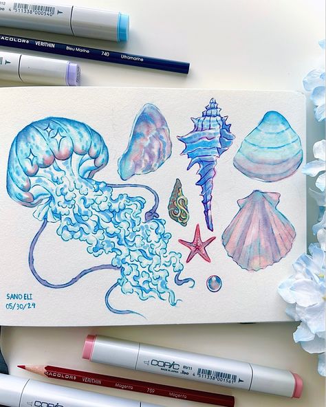 Some sketchbook pages I finished today! 🫧🐚 I saw some really cute seashell photos online and wanted to try my hand at the iridescent look of them using my Copic markers 🪼 I miss going to the beach so badly 😭😭 Wanna just spend an entire day walking around collecting shells in a lil bucket ! . . #sketchbookartist #sketchbooktour #illustration #illustrationartist #seashellart #jellyfishart #oceanart #aquatic #aestheticart Cute Seashell Drawing, Journal Drawing Ideas Sketchbooks, Cute Sketchbook Pages, Drawing Ideas Sea, Shells Drawing, Preppy Pinterest, Seashell Drawing, Cute Seashell, Seashell Illustration