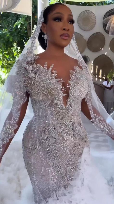 Wedding Dresses Black Women, Black Women Wedding, Nigerian Wedding Dress, Long Sleeve Mermaid Wedding Dress, Extravagant Wedding Dresses, African Bridal Dress, Glam Wedding Dress, Wedding Dresses Black, Wedding Dress Bustle