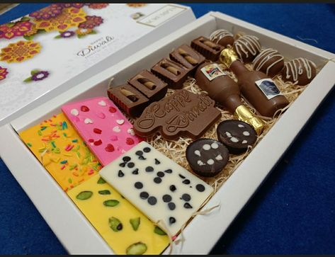 Diwali Chocolate Packing Ideas, Diwali Chocolate Boxes, Diwali Chocolate Hampers, Diwali Hampers, Chocolate Packing, Chocolate Business, Diwali Crackers, Hamper Ideas, Diwali Sweets