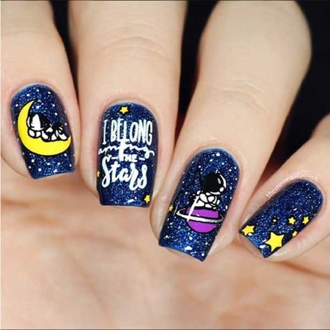 A Trip To The Moon, Nail Art Box, Indie Beauty Brands, Nail Art Disney, Glitter Pigment, Holiday Nail Art, Stars Moon, Glass Nails, Holographic Nails