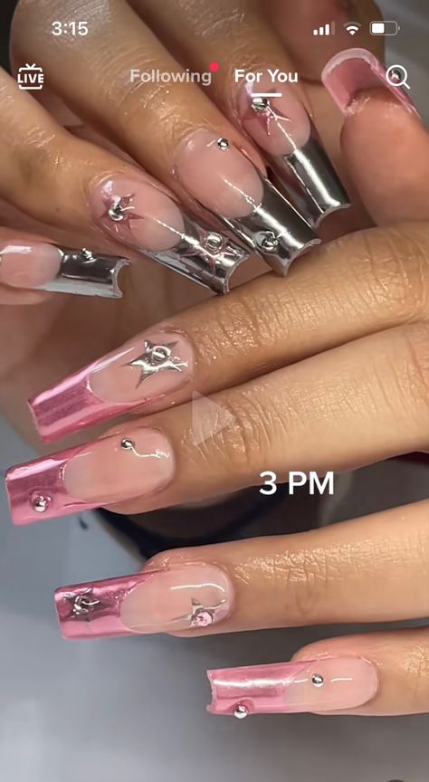 Stilleto Aura Nails, Doja Cat Nails Ideas, Suki Fast And Furious Nails, Acyrilics Nails Ideas, Kali Uchis Nail Ideas, 90s Rap Aesthetic Wallpaper, Kali Uchis Nails, Aesthetic Nails Y2k, Rap Aesthetic Wallpaper