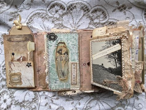 Start to finish -how to make a lap-book shabby chic and grungy Lap Book Junk Journal, Lapbook Junk Journal, Book Junk Journal, Lap Book, Junk Journals, Junk Journal, Shabby Chic, Card Making, Books