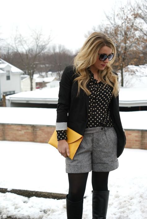 Coffee Beans and Bobby Pins: Mellow Yellow Wool Shorts Outfit, Minimal Chic, Grey Shorts, Clothes Horse, Layered Look, Stylish Girl, Mellow Yellow, Short Outfits, Style Me Pretty