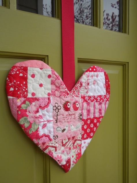 Quilted Heart Door Hangers Heart Wall Hanging, I Need A Home Quilted Heart, Heart Wall Hanging Quilt, Valentine Mini Quilts Wall Hangings, Quilted Hearts Ornament, Quilted Wall Hangings Patterns, Valentine’s Day Quilt Patterns, Valentine Door Decorations, Quilt Hangers