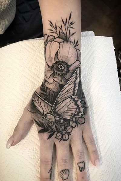 Blackwork Rose, Tiger Hand Tattoo, Traditional Hand Tattoo, Side Hand Tattoos, Butterfly Hand Tattoo, Skull Hand Tattoo, Rose Hand Tattoo, Belly Tattoos, Hand Tats