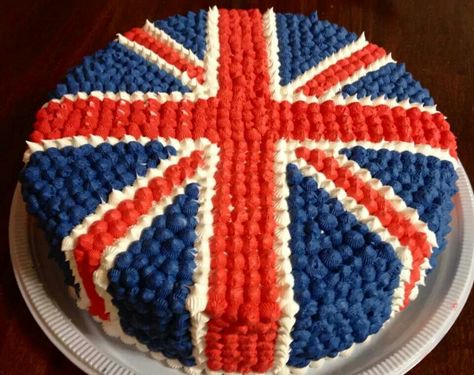 Jubilee Cakes, Coronation Cake, Union Jack Cake, Jubilee Cake, Queens Jubilee, London Cake, Cupcake Cake Designs, Street Party, Cupcake Cake