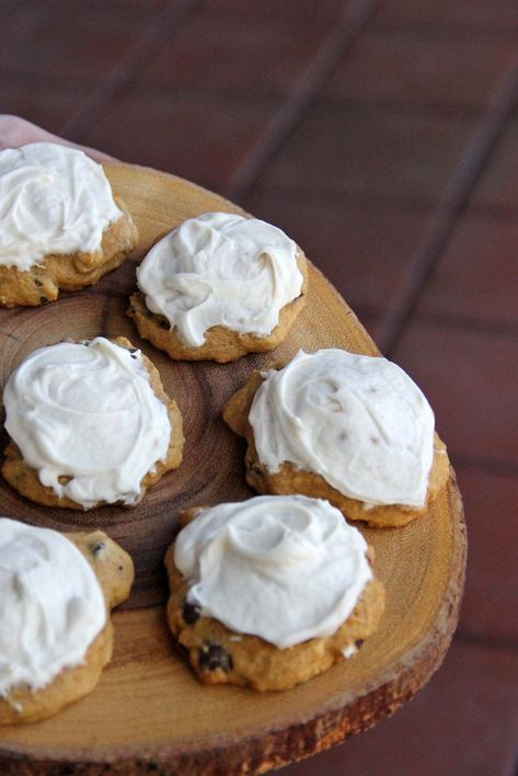 Pumpkin Cookie Recipe With Icing - eat - Little Miss Momma Chocolate Chip Frosting, Cookies With Icing, Pumpkin Cookie Recipe, Best Holiday Cookies, Pumpkin Cookie, Pumpkin Chocolate Chip Cookies, Pumpkin Chocolate Chip, Cream Cheese Cookies, Sweet Pumpkin