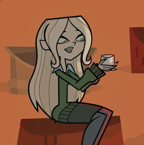 Dawn From Total Drama, Dawn Total Drama Icon, Dawn Tdi, Dawn Total Drama, Tdi Icons, Drama Island Pfp, Total Drama Island Pfp, Total Drama Island Characters, Total Drama Pfps