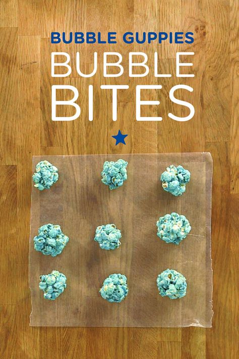 Help kids make this delicious popcorn recipe and serve as an afternoon snack! Bubble Themed Food, Muffins Birthday, Bubble Guppies Birthday Party Ideas, Theme Snack, Bubble Birthday Parties, Bubble Guppies Birthday Party, Bubble Guppies Party, Bubble Birthday, Bubble Guppies Birthday