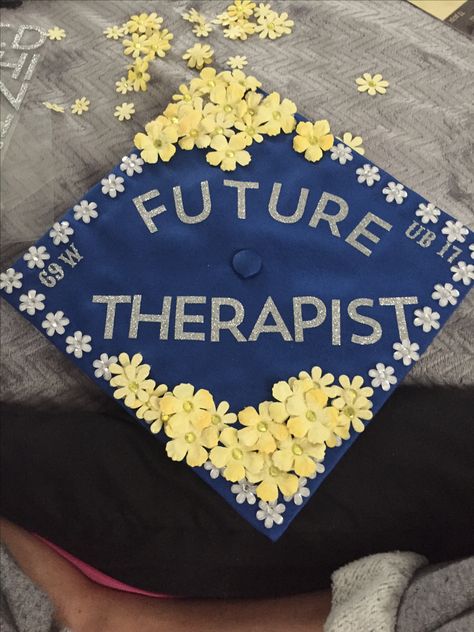 Future therapist college graduation cap decoration Graduation Cap Counseling, Counseling Graduation Cap, Psychology Graduation Cap Ideas, Psychology Cap Decoration, Therapist Graduation Cap, Therapy Graduation Cap, Psychology Graduation Cap, Caps Decoration, Future Therapist