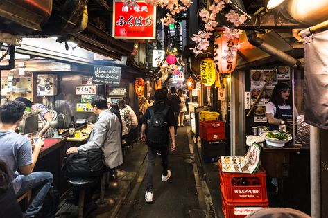 While there are literally thousands of yakitori (grilled chicken skewers) restaurants in Tokyo, for an authentic yakitori experience stop by Shinjuku’s Omoide Yokocho (memory lane), also known as Yakitori Alley, for a bite. ~ ~ ~ #yakitori #Shinjuku #OmoideYokocho #YakitoriAlley #cuisine #Dining #cities #authentic #Tokyo #Japan Japanese Dumplings, Street Restaurant, Grilled Squid, Small Grill, Japanese Pancake, Restaurant Aesthetic, Grilled Chicken Skewers, Wheat Noodles, Philippines Food