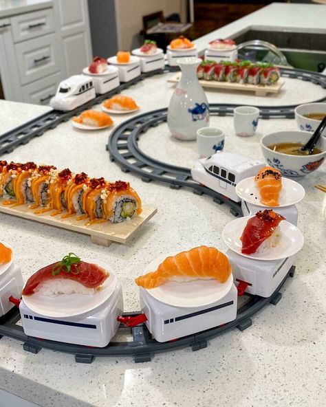 Sushi Making Party, Sushi Dinner Party, Sushi Train, Bday Brunch, Train Food, Make Sushi, Sushi Party, Homemade Sushi, Recipe Example