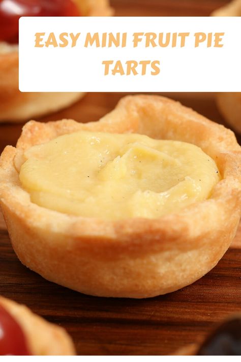 There’s no need to share these sweet, creamy, and crusty Easy Mini Fruit Pie Tarts crowed with glistening fruit. Mini Fruit Tarts Puff Pastry, Mini Fruit Pies, Tiny Pies, Mini Tart Shells, Mini Fruit Tarts, Pastry Cream Recipe, Fruit Pastries, Fruit Toppings, Holiday Brunch