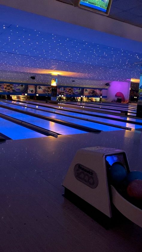 Strike up some fun with these gifts for bowlers! 🎳🎁 From personalized gear to bowling-themed accessories, make their next game a perfect score. 🌟💙 #BowlerGifts Preppy Bowling Background, Aesthetic Bowling Alley, Bowling Alley Outfit Ideas, Bowling Fake Story, Bowling Date Aesthetic, Boliche Aesthetic, Fun Night Aesthetic, Bowling Aesthetic Pictures, Bowling Alley Outfit