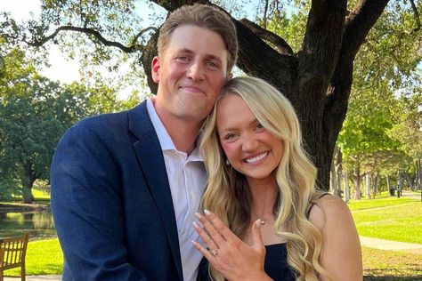 'Pioneer Woman' star Ree Drummond's 24-year-old daughter Paige Drummond is engaged to her boyfriend, David Andersen. Paige's sister, Alex Drummond, revealed the exciting news on her Instagram Stories on Aug. 3. Ree Drummond Wedding, Pioneer Woman Ree Drummond, Jenna Bush Hager, Tv Sport, Bon Iver, Sports Awards, Engagement Celebration, Ree Drummond, 24 Years Old